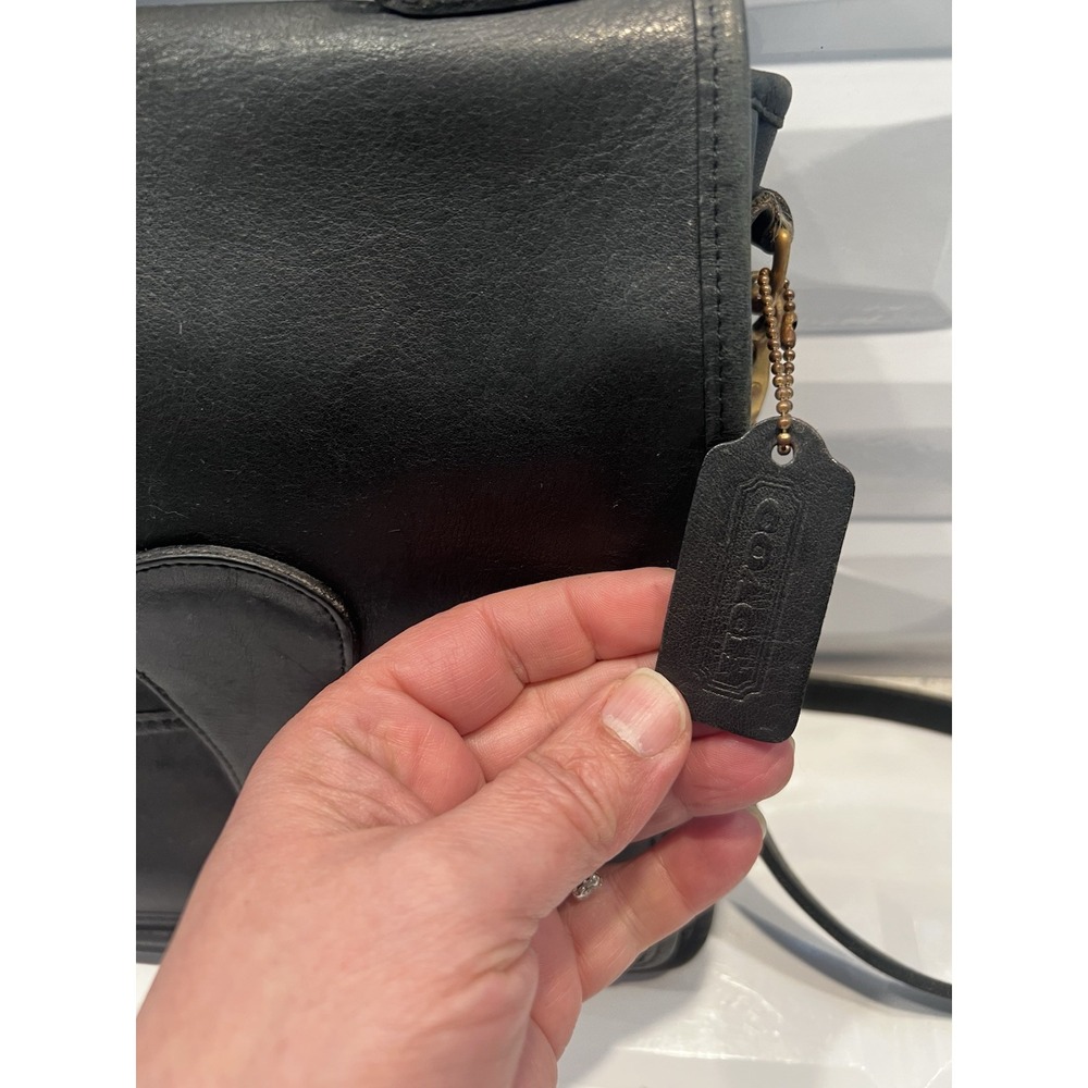 Classic Black Leather Crossbody Satchel - Picture 2 of 13